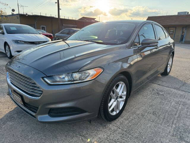2014 Ford Fusion SE