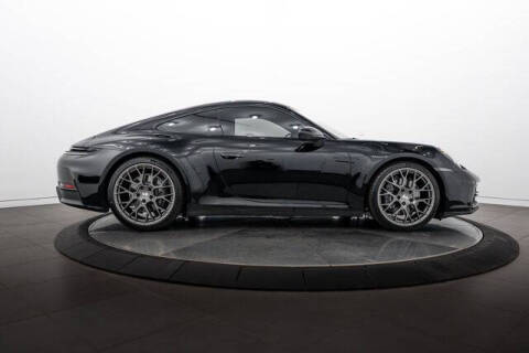 2025 Porsche 911 Carrera