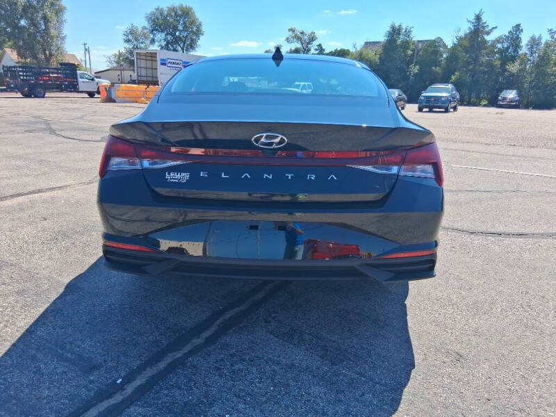 2023 Hyundai Elantra