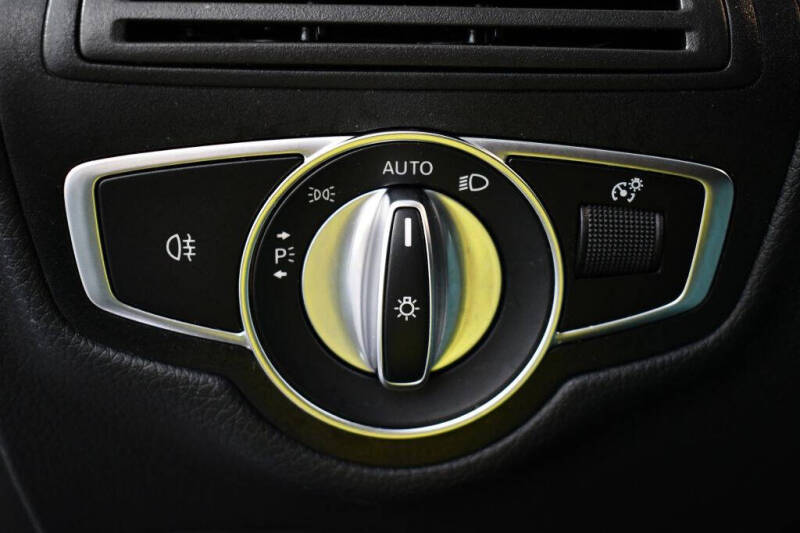 2021 Mercedes-Benz GLC GLC 300 4MATIC