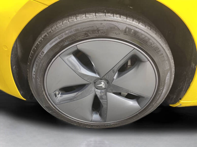 2019 Tesla Model 3 Standard Range Plus