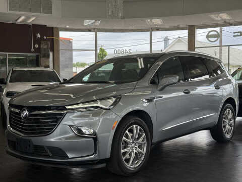 2024 Buick Enclave Essence