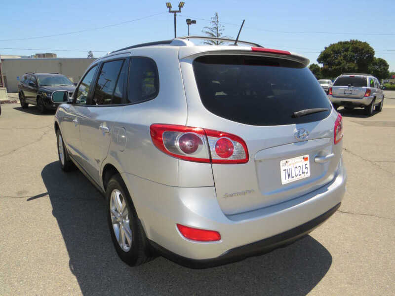 2012 Hyundai Santa Fe SE