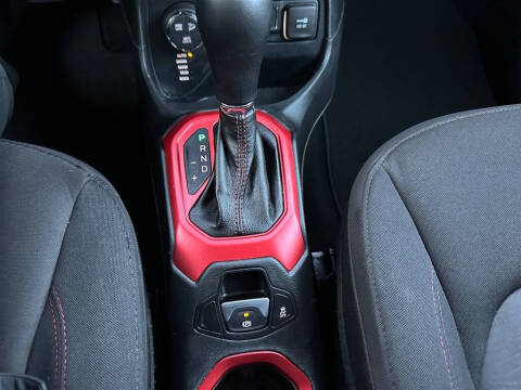 2015 Jeep Renegade Trailhawk