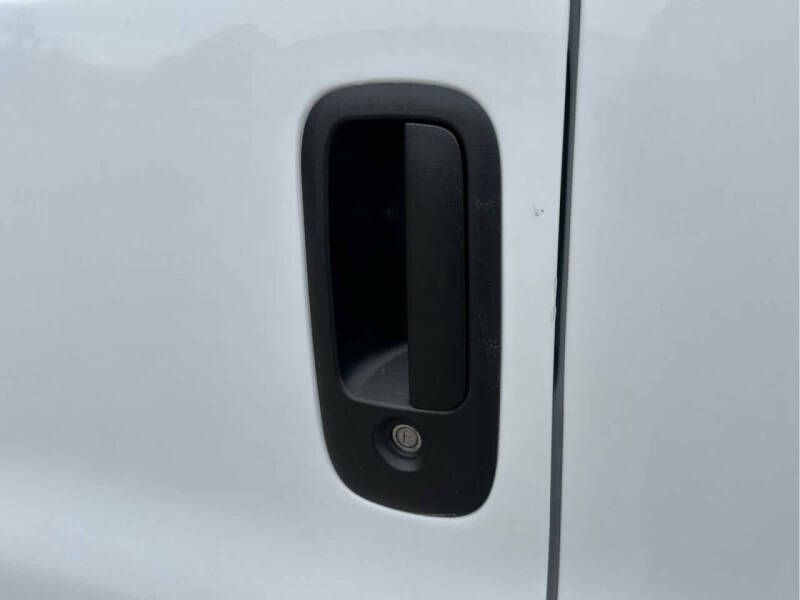 2024 GMC Savana 2500