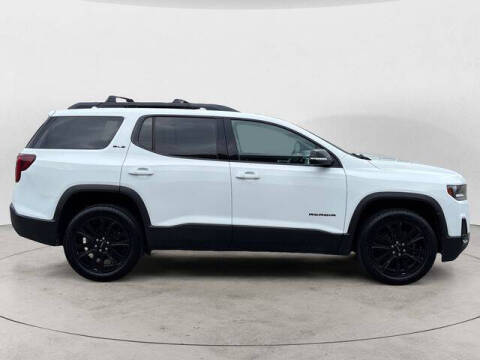 2022 GMC Acadia SLE