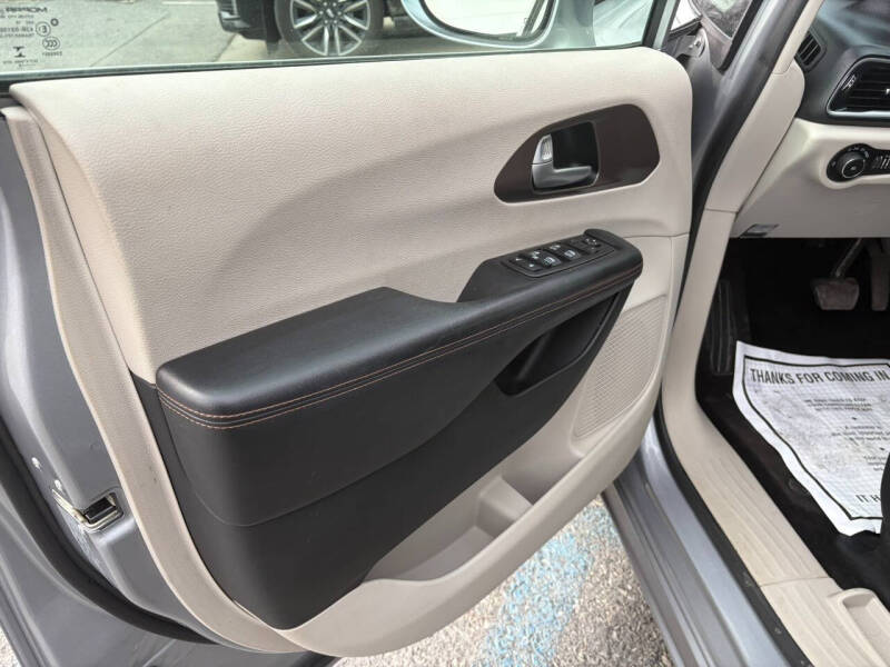 2018 Chrysler Pacifica Touring L Plus