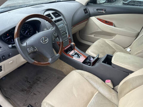 2011 Lexus ES 350