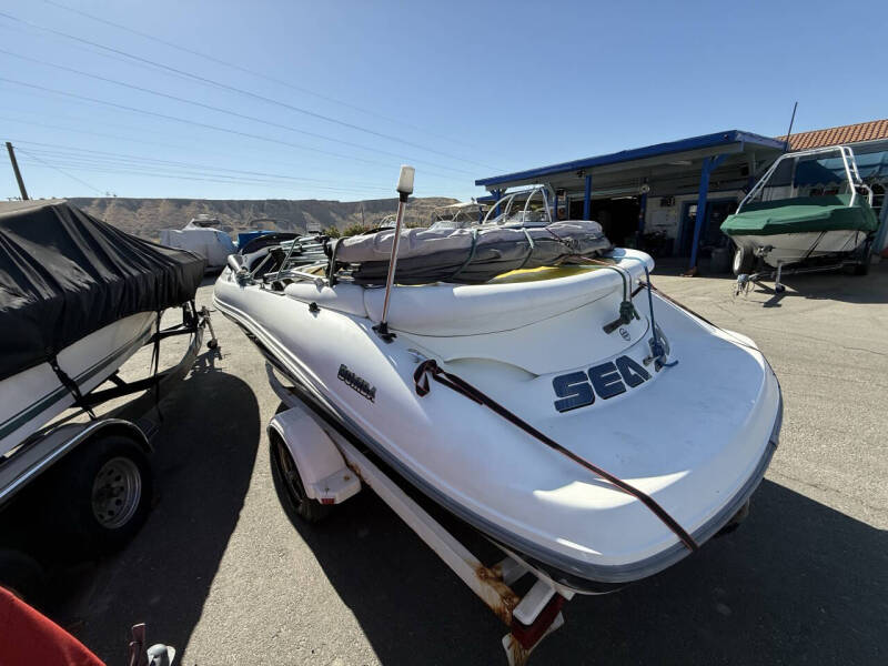 2001 Sea-Doo Challenger 1800