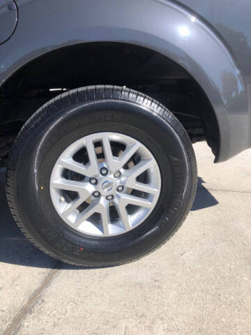 2015 Nissan Frontier S