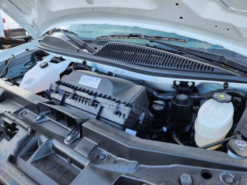 2025 Chevrolet Express 3500