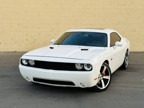 2012 Dodge Challenger SRT8 392