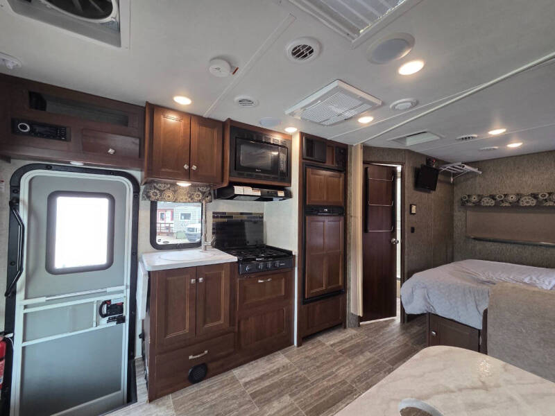 2017 Forest River Sunseeker