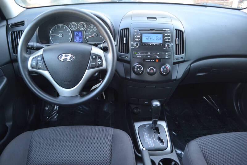 2011 Hyundai Elantra Touring GLS