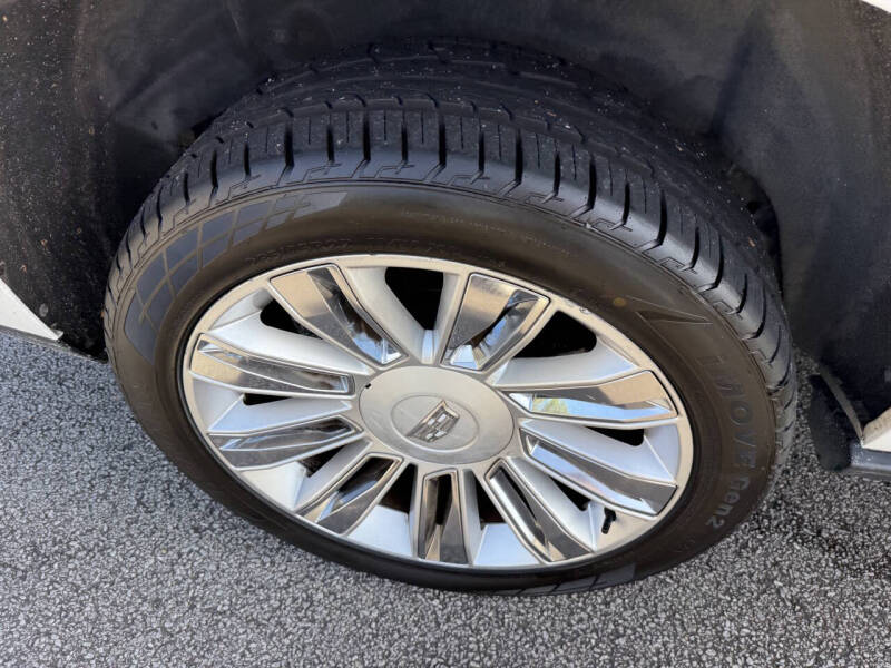 2017 Cadillac Escalade ESV Platinum