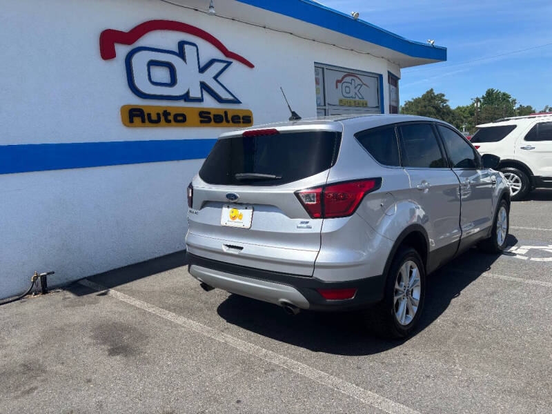 2019 Ford Escape SE
