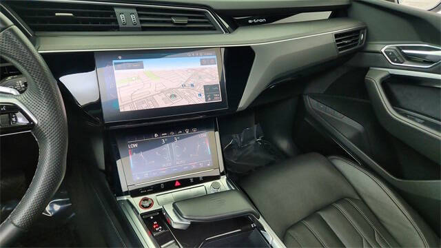 2023 Audi e-tron S Sportback quattro Prestige