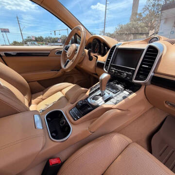 2016 Porsche Cayenne
