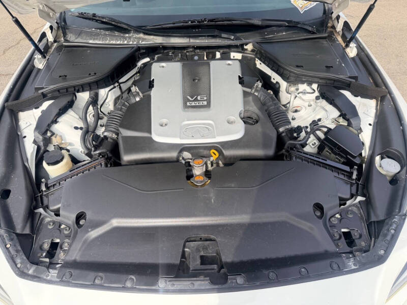 2014 Infiniti Q50 Premium