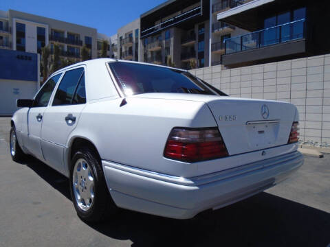1994 Mercedes-Benz E-Class E 320