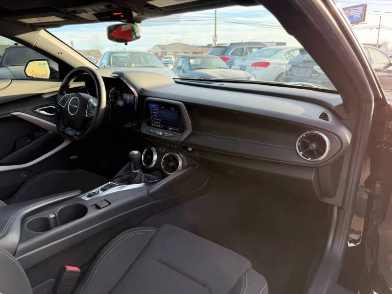 2021 Chevrolet Camaro LT