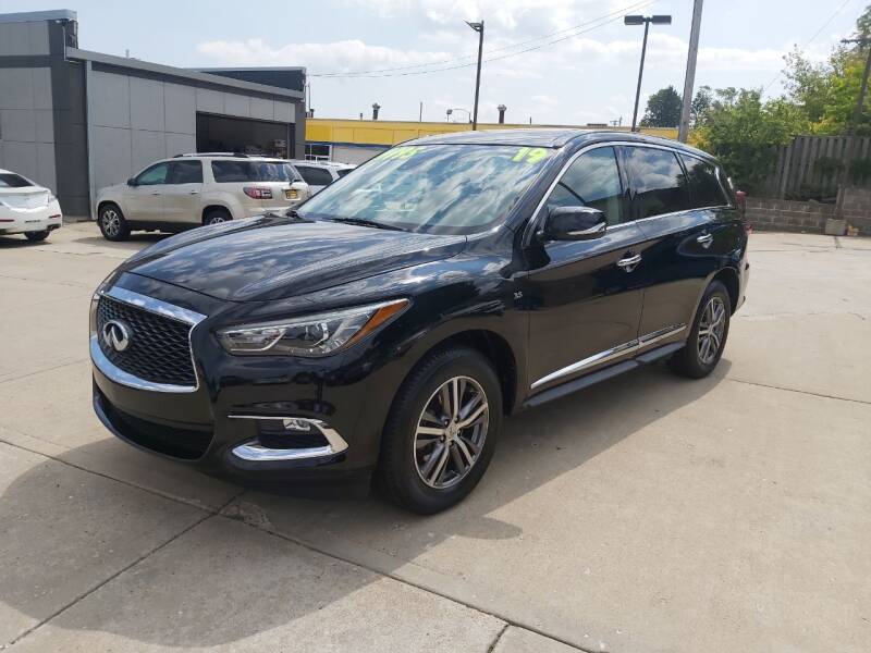 2019 Infiniti QX60 for sale at GS AUTO SALES INC in Milwaukee WI
