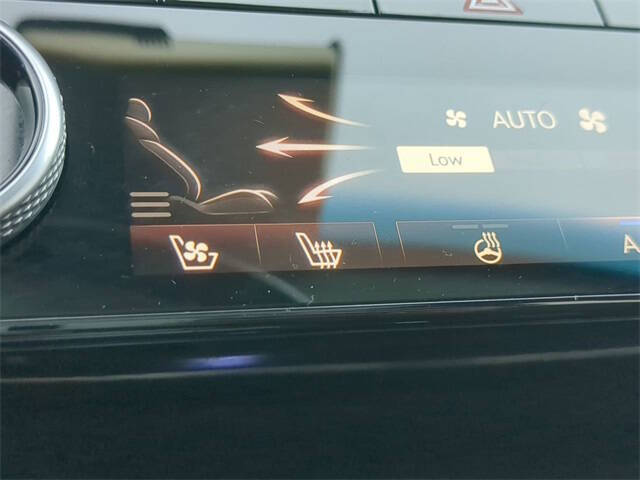 2022 Genesis GV80 2.5T