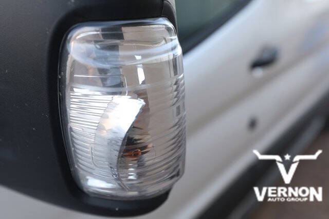 2025 Ford Transit 250