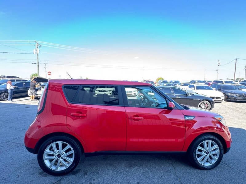 2018 Kia Soul +
