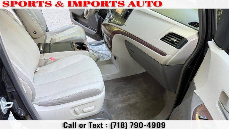 2013 Toyota Sienna