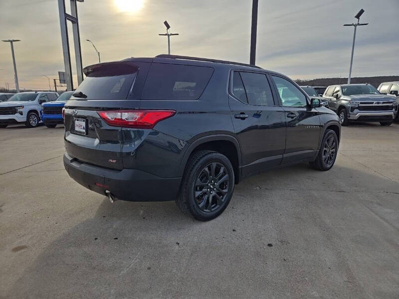 2021 Chevrolet Traverse RS
