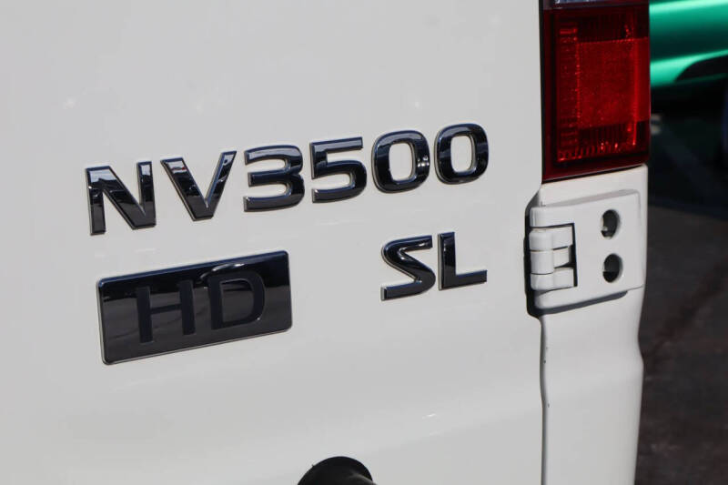 2015 Nissan NV