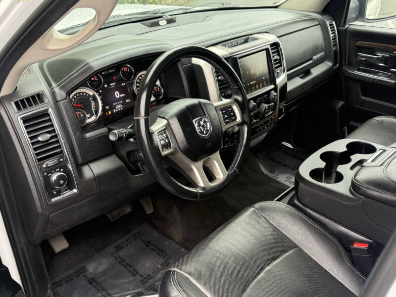 2017 RAM 1500 Laramie