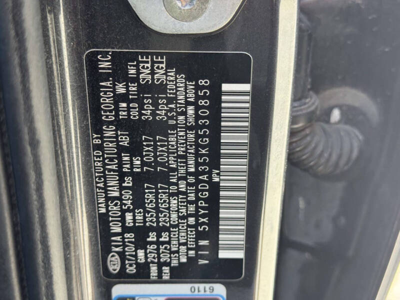 2019 Kia Sorento LX
