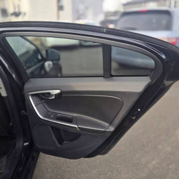 2017 Volvo S60 T5 Dynamic