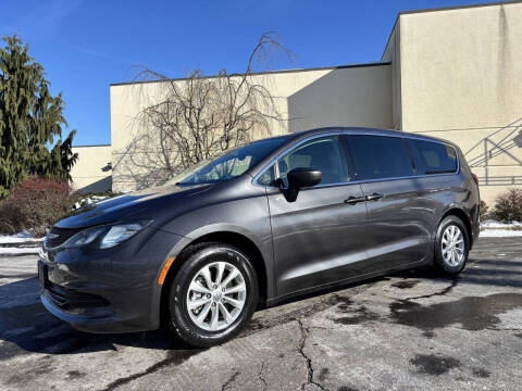 2017 Chrysler Pacifica Touring