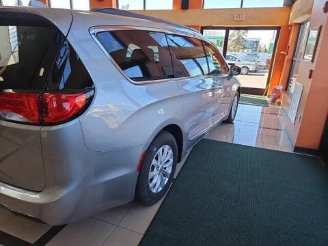 2017 Chrysler Pacifica Touring Plus