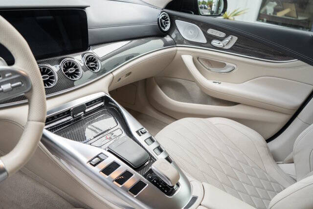 2020 Mercedes-Benz AMG GT 18