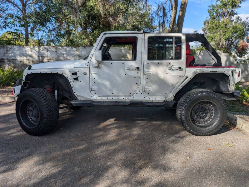 2011 Jeep Wrangler Unlimited Sport photo 3