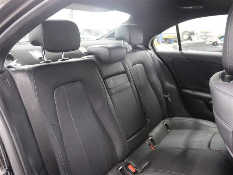 2020 Mercedes-Benz A-Class A 220 4MATIC