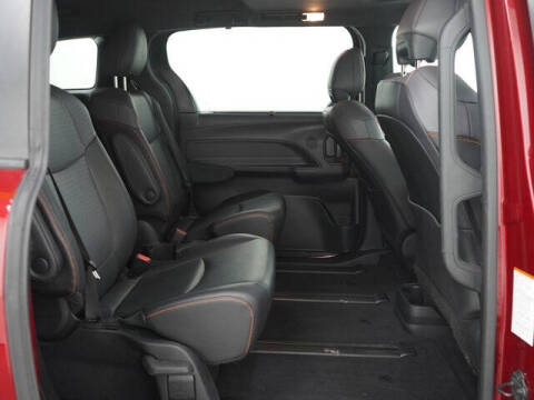 2022 Toyota Sienna XSE 7-Passenger