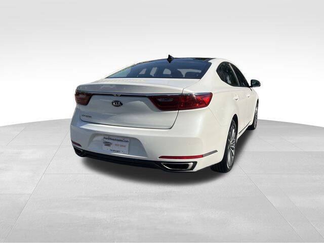 2017 Kia Cadenza Premium