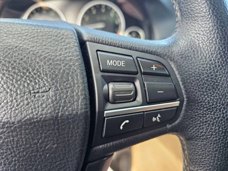 2013 BMW 5 Series 528i xDrive