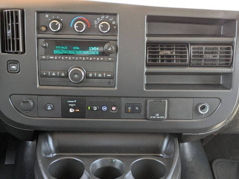 2024 Chevrolet Express LT 3500