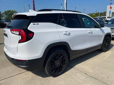2023 GMC Terrain SLE