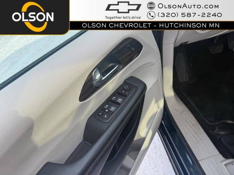 2023 Chrysler Pacifica Plug-In Hybrid Limited