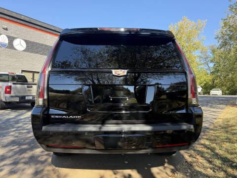 2020 Cadillac Escalade ESV Premium Luxury