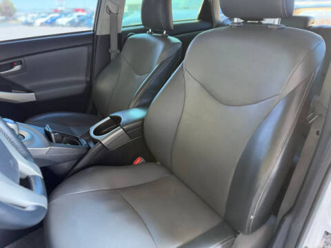 2014 Toyota Prius Four