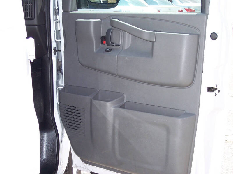 2020 Chevrolet Express 3500