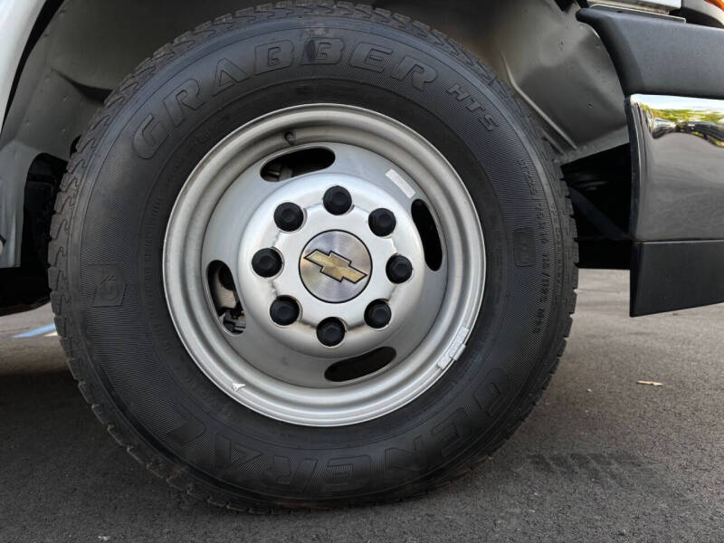 2022 Chevrolet Express 3500